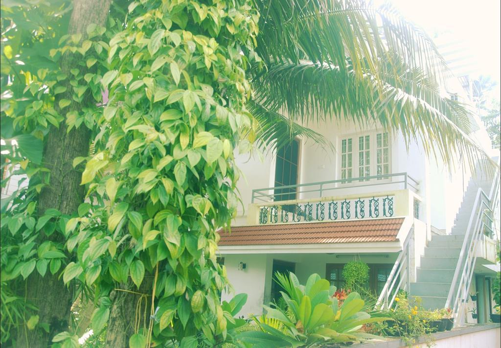 Villa Mariana Kochi 外观 照片